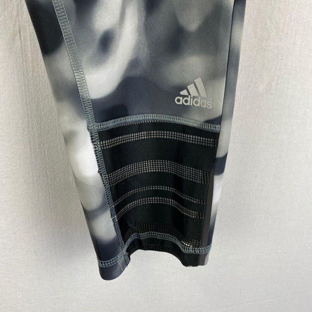 ADIDAS Abstract Cropped Legging - Picture 3 of 9